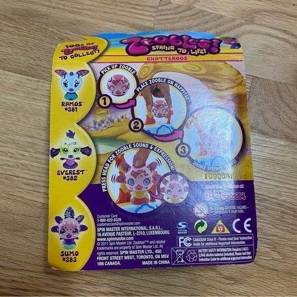 Zoobles #383 Sumo Action Figures NEW Spring to Life Chatteroos Talking Kids Toy - Picture 3 of 4
